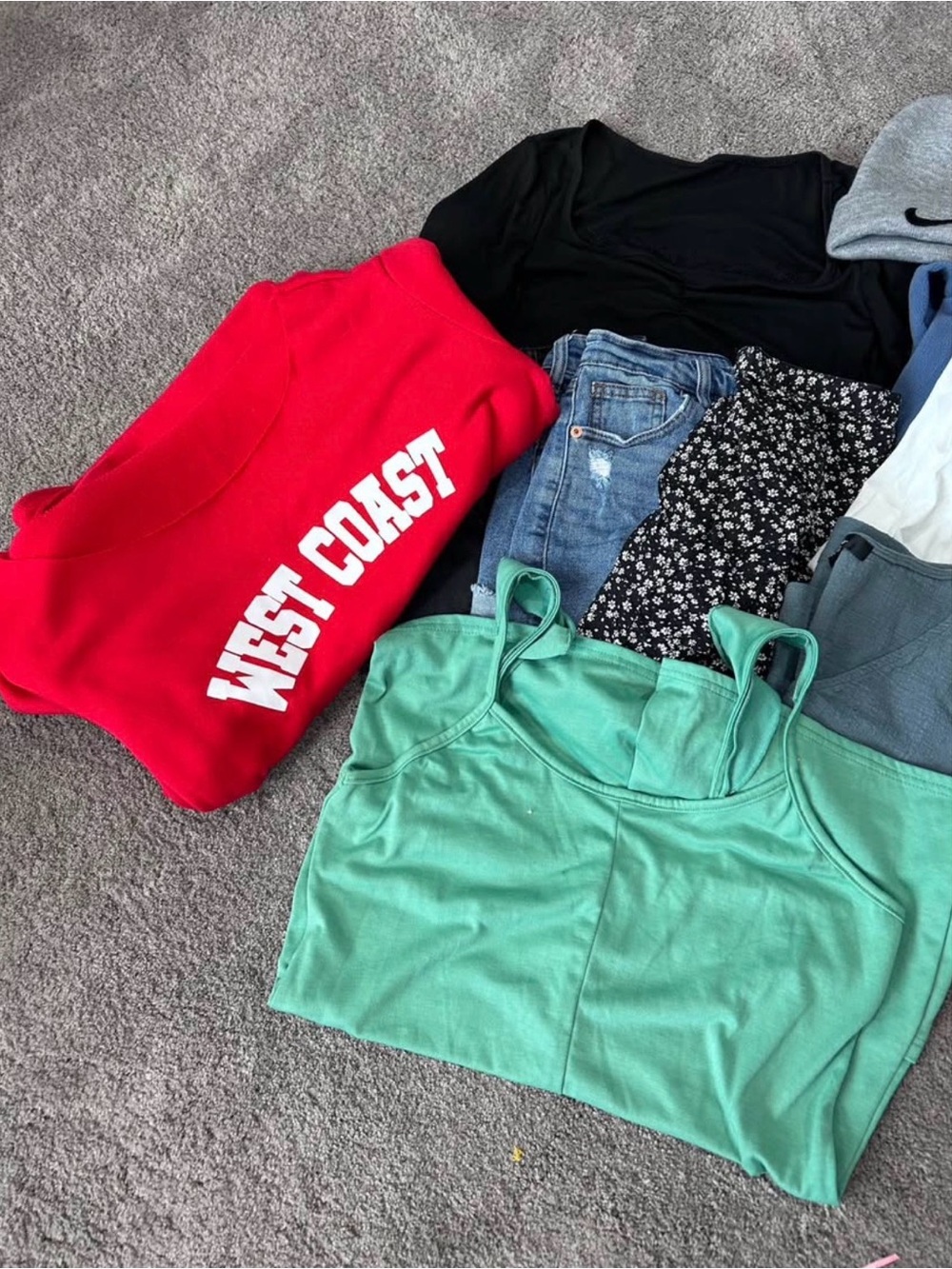 Bundle - Picture 2 of 3